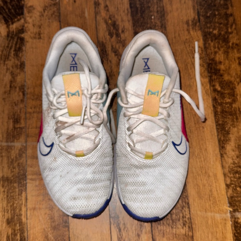 Women’s Metcon White and Blue Athletic Shoes